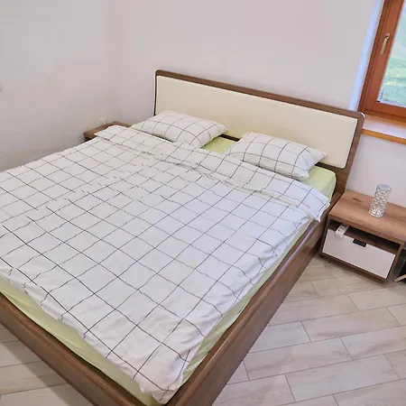 Hisa Na Zlatem Polju Casa vacanze *